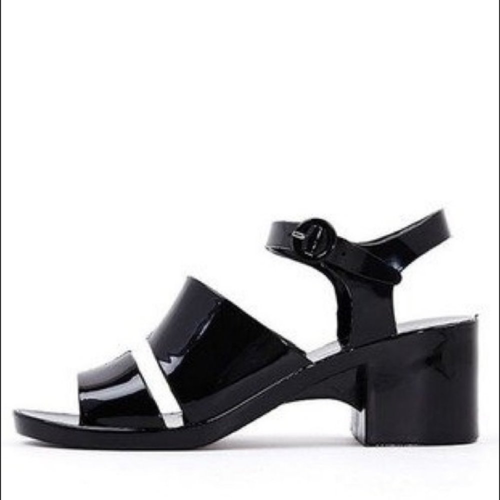Heeled jelly sandals